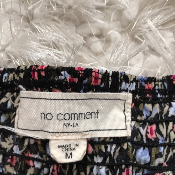 Long flare sleeve, elastic off shoulder, Medium - Picture 5 of 6